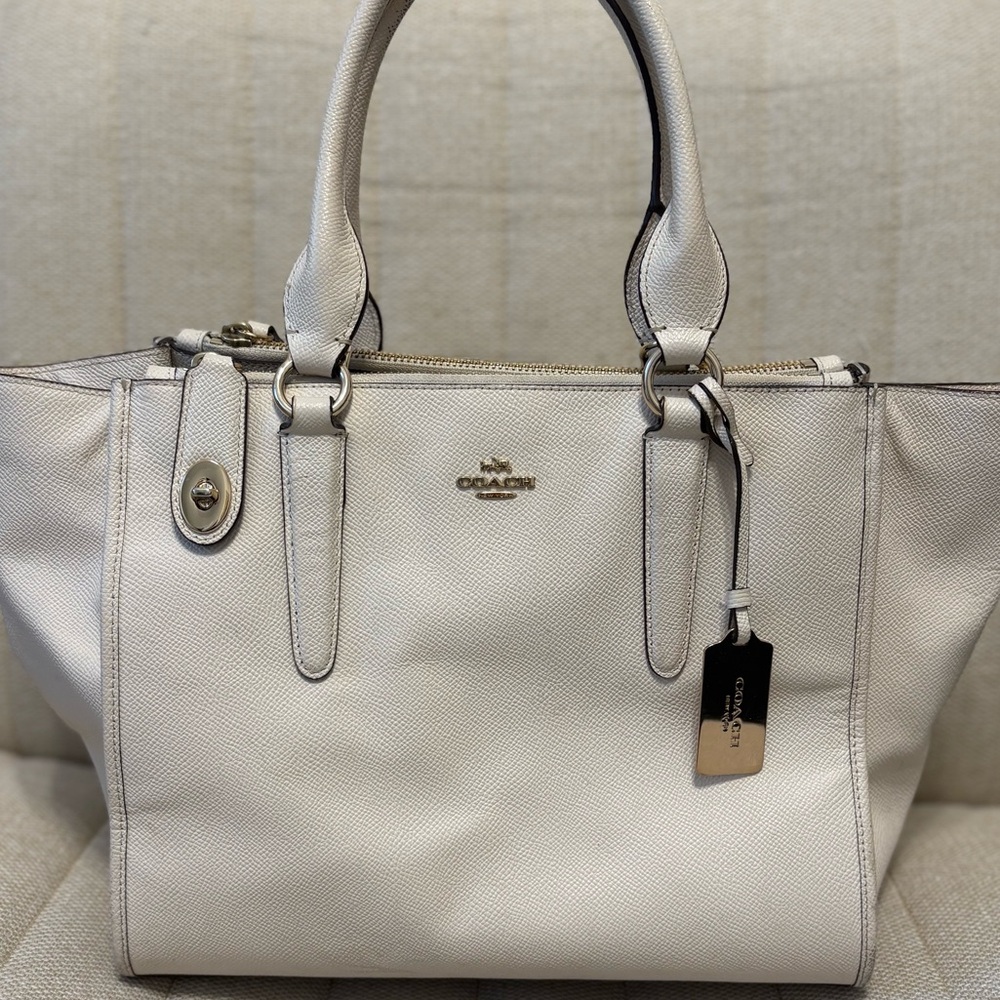 Coach Off-White Leather Tote Bag and Wallet